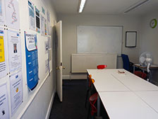 �I�b�N�X�t�H�[�h�E�C���^�[�i�V���i���E�u���C�g��