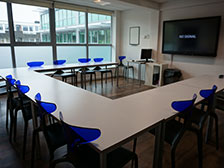 �I�b�N�X�t�H�[�h�E�C���^�[�i�V���i���E�O���j�b�W